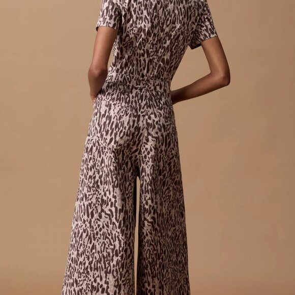 The Colette Wrap Jumpsuit by Maeve: Printed Linen Edition - Picture 2 of 7
